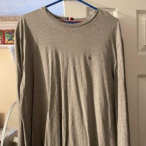 Tommy Hilfiger tee